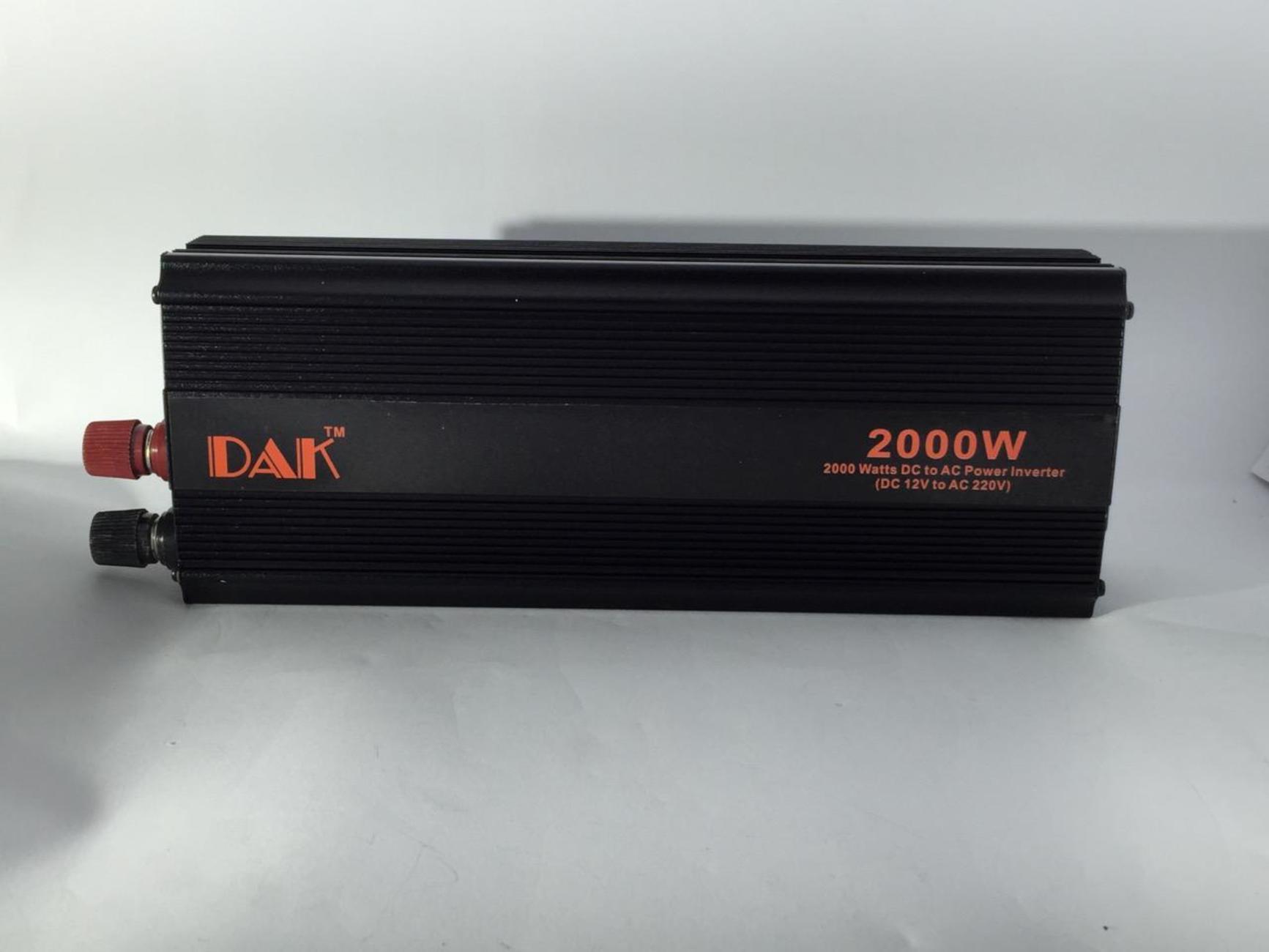 Инвертор на напрежение 2000w Dak за кола/камион 12V / 24V